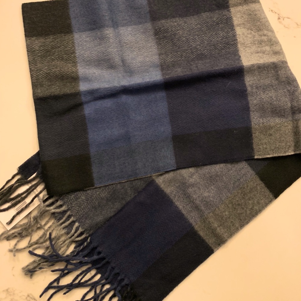 Bloomingdale’s Scarf